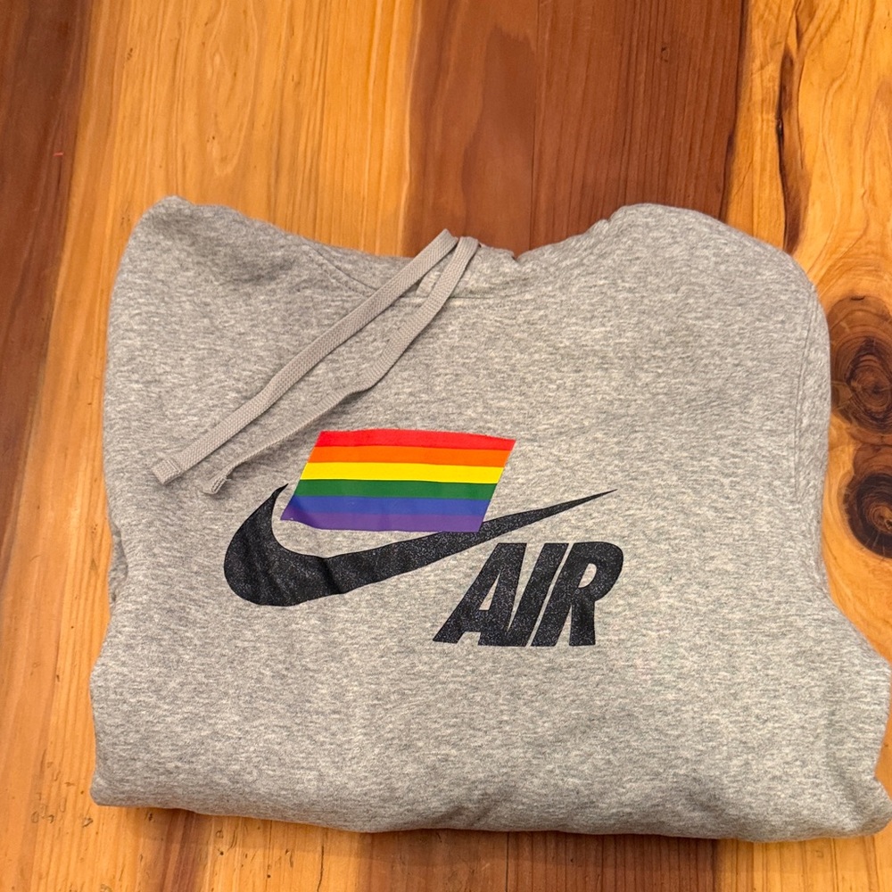 Nike Men's Gray Crewneck Sweatshirt with Rainbow Flag Accent